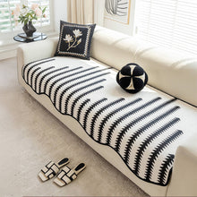 Charger l&#39;image dans la galerie, Housse design pour canapé – bords ondulés, résistante aux poils, aux tâches et griffes
